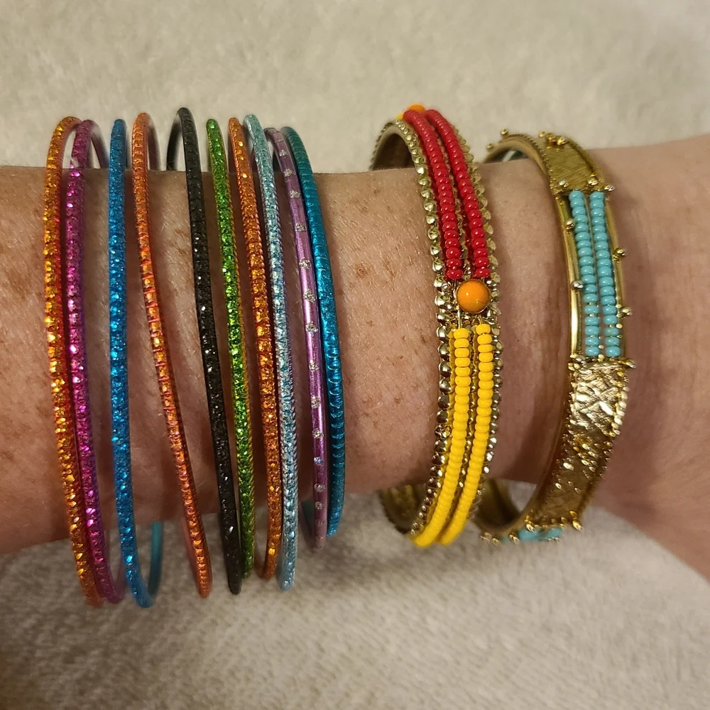 Assorted Colorful Women's Bangle Lot - Picture 6 of 8